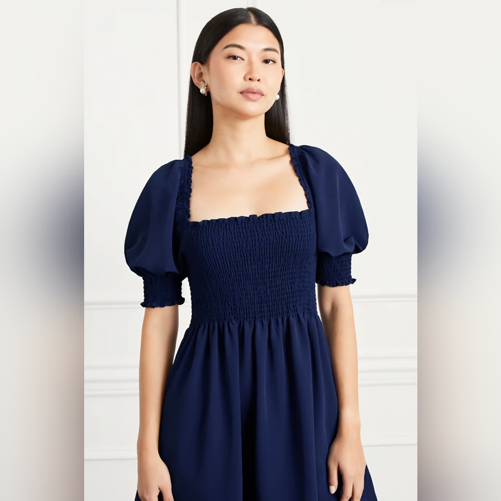 💋Hill House Navy Smocked Dress💋